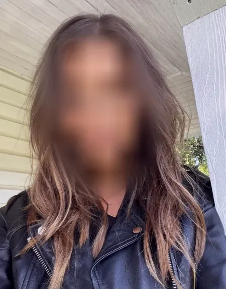Alina, 32