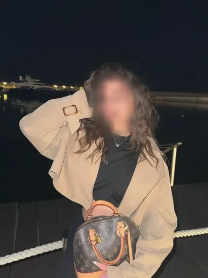 Emilia, 29