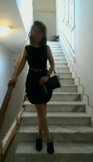 Emmi, 31