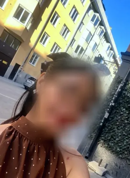 Michelle, 26