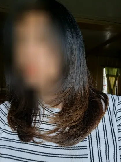 Nina, 29