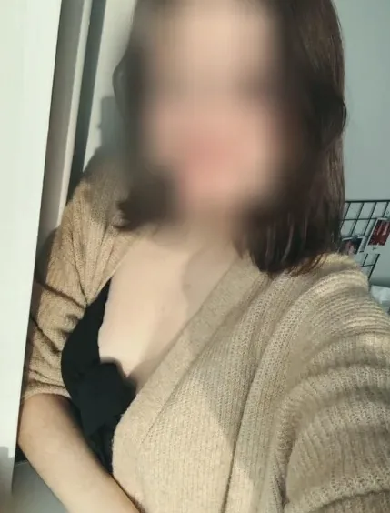 Saara, 30