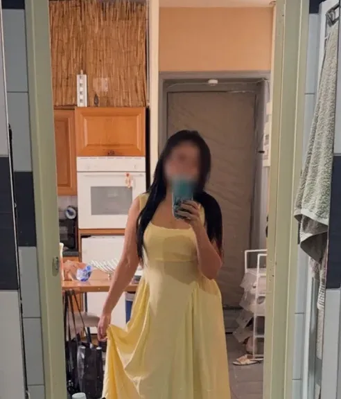 Selma, 32