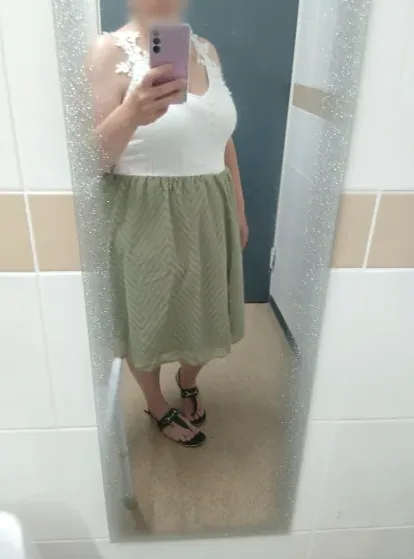 Tiia, 38